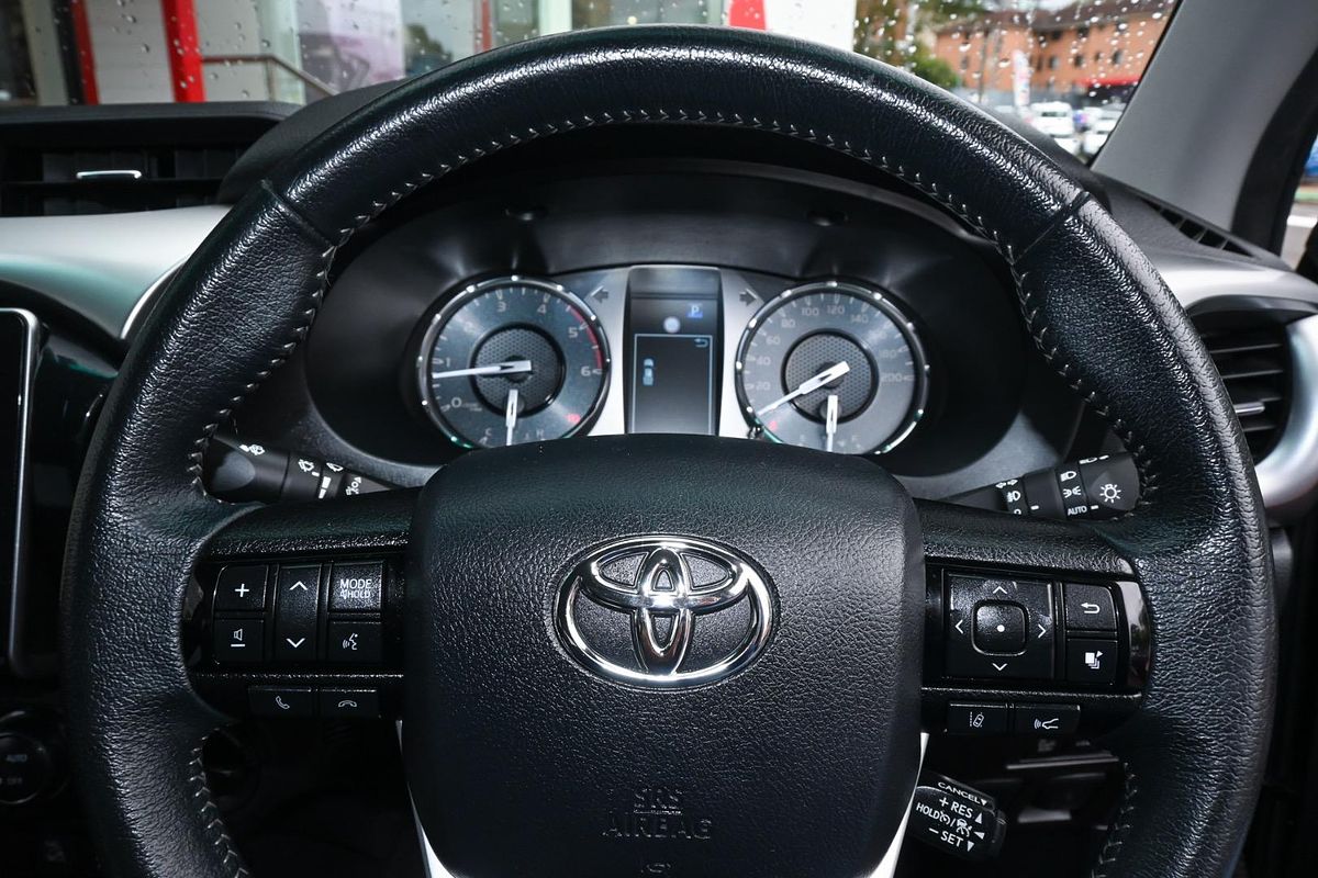 2023 Toyota Hilux SR5 GUN126R 4X4