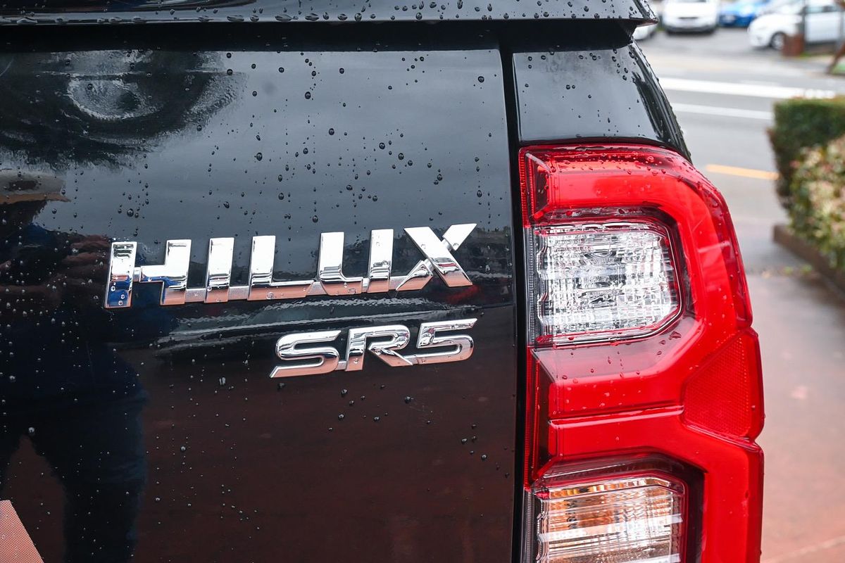 2023 Toyota Hilux SR5 GUN126R 4X4
