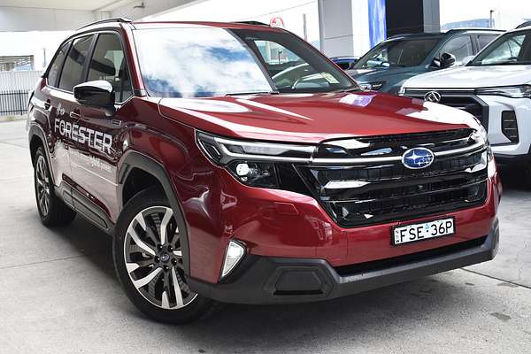2025 Subaru Forester Hybrid Touring S6