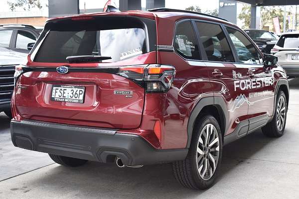 2025 Subaru Forester Hybrid Touring S6