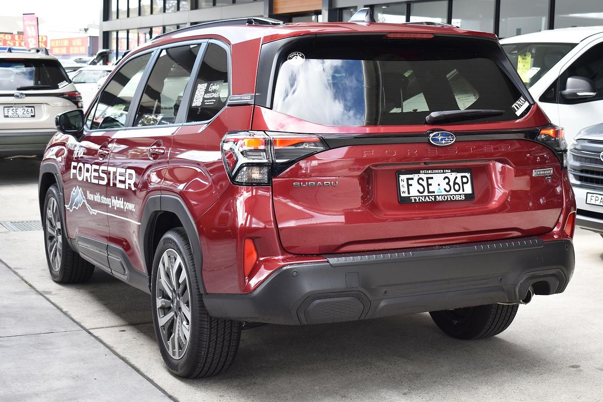 2025 Subaru Forester Hybrid Touring S6