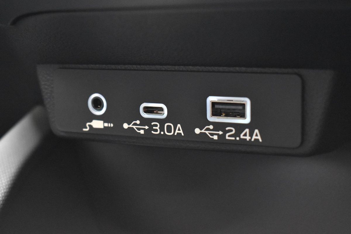 2025 Subaru Forester Hybrid Touring S6
