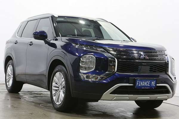 2024 Mitsubishi Outlander LS ZM