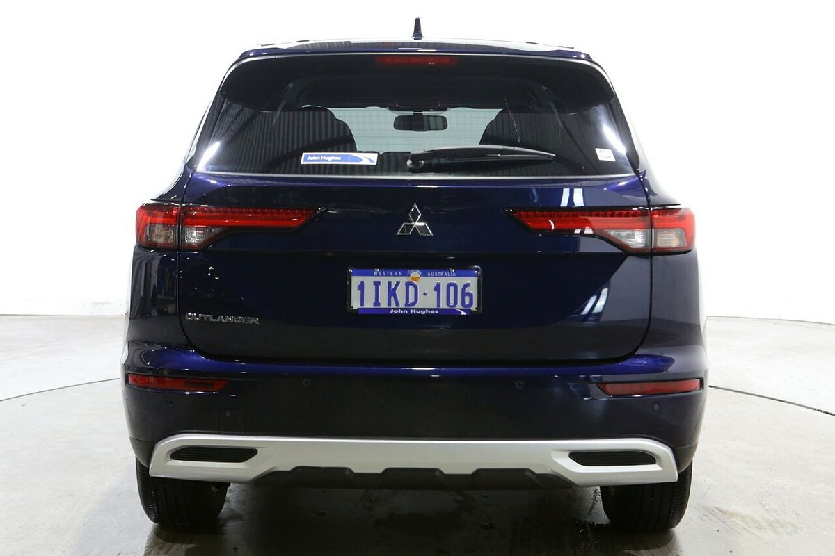 2024 Mitsubishi Outlander LS ZM