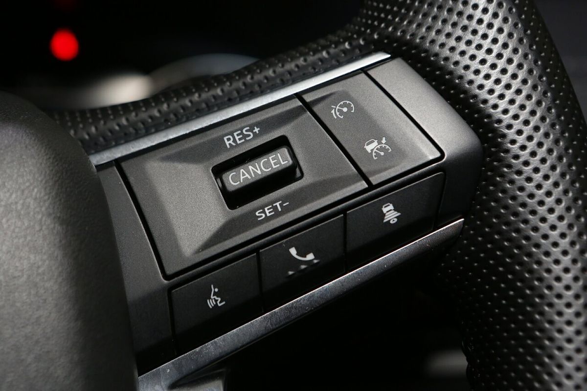 2024 Mitsubishi Outlander LS ZM