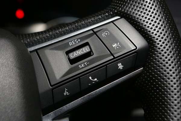 2024 Mitsubishi Outlander LS ZM