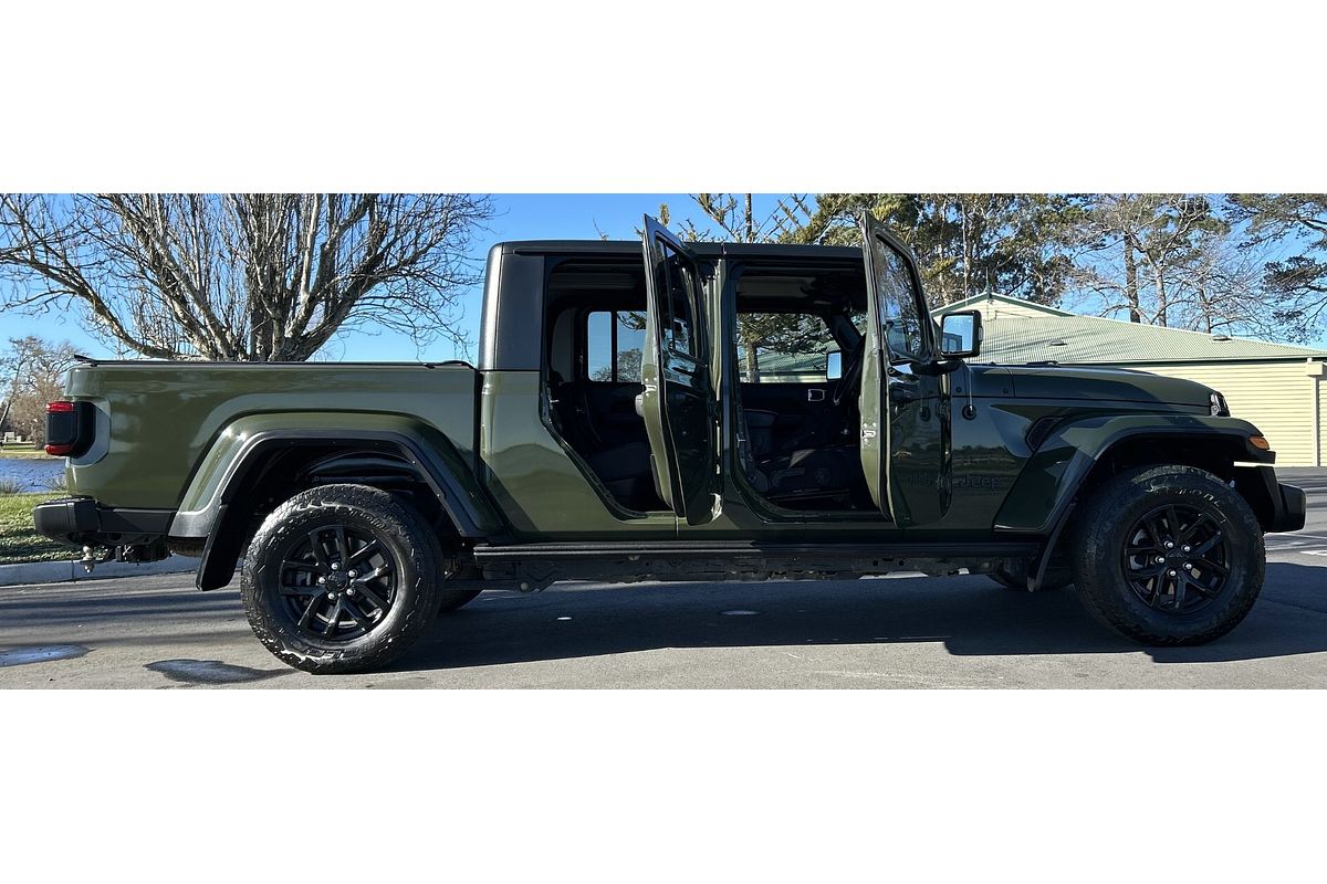2023 Jeep Gladiator Night Eagle JT All Wheel Drive