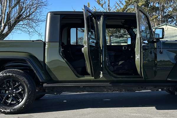 2023 Jeep Gladiator Night Eagle JT All Wheel Drive