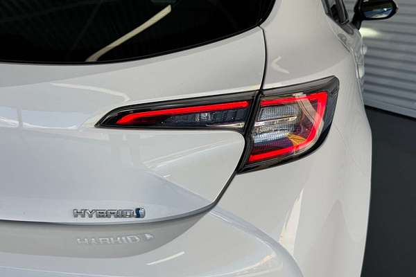 2022 Toyota Corolla Ascent Sport Hybrid ZWE211R