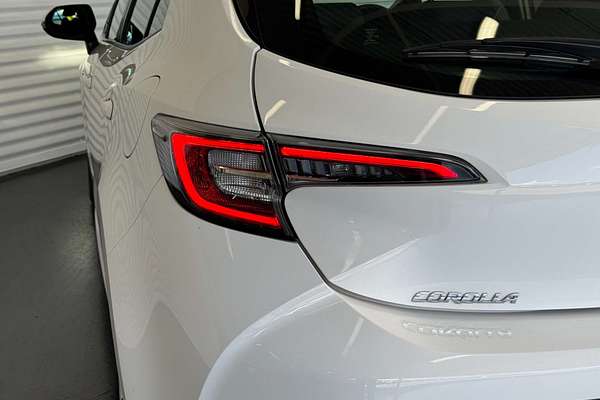 2022 Toyota Corolla Ascent Sport Hybrid ZWE211R