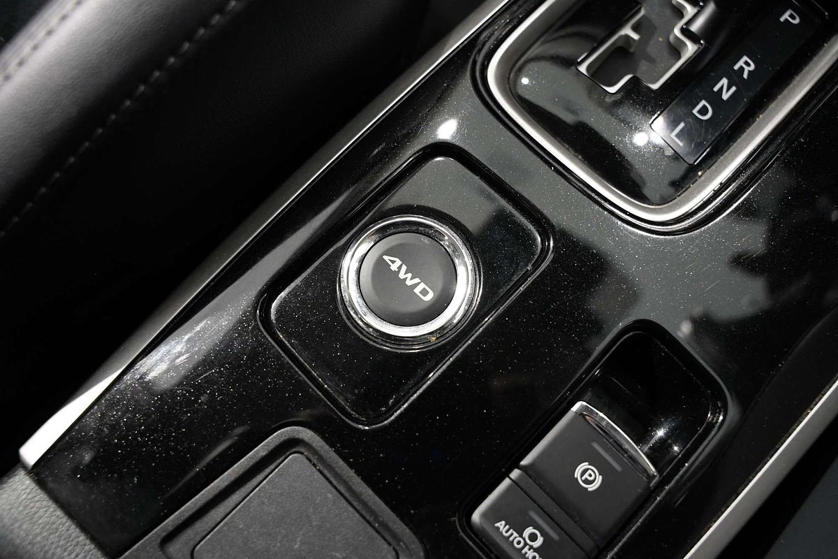 2020 Mitsubishi Outlander LS ZL