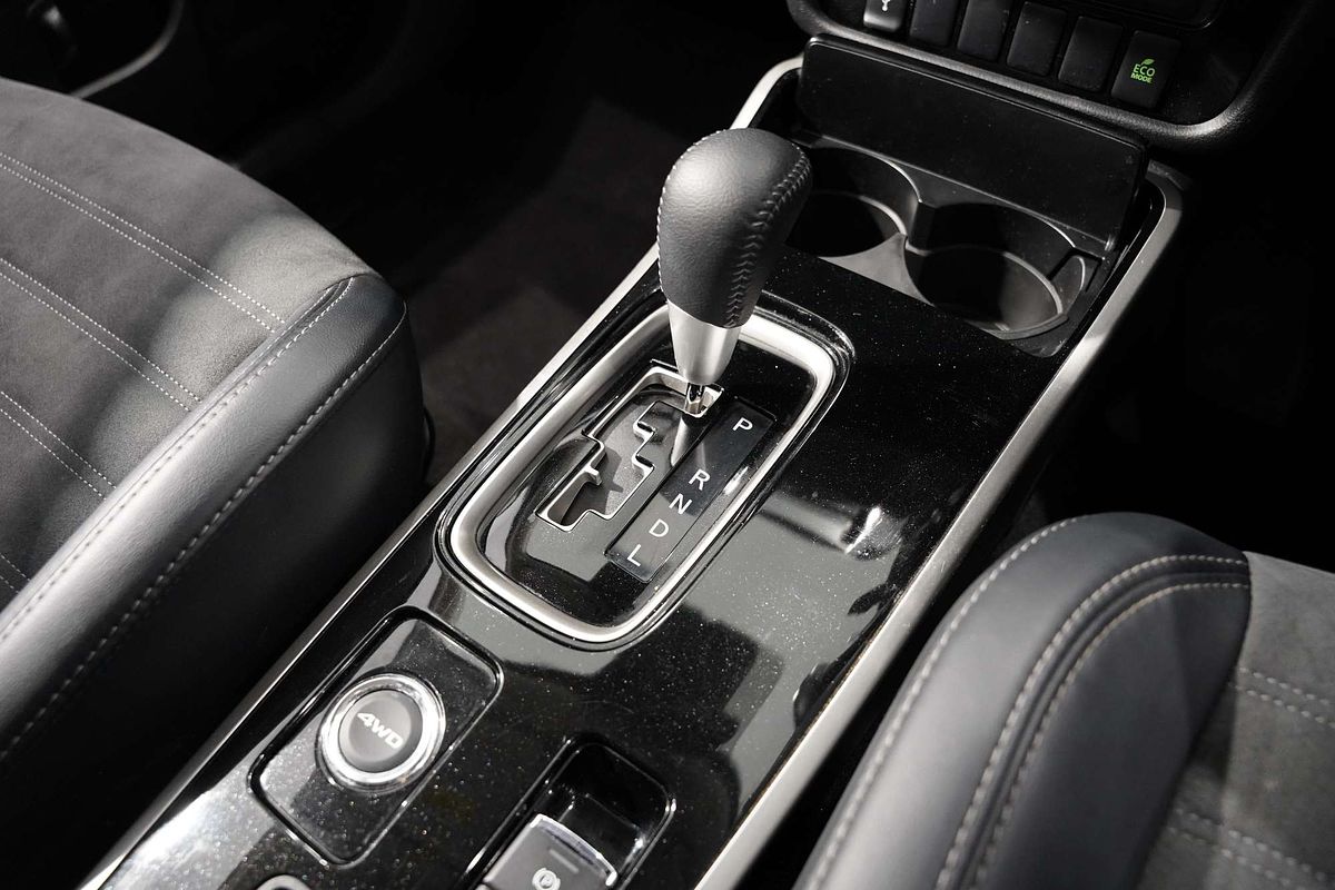 2020 Mitsubishi Outlander LS ZL