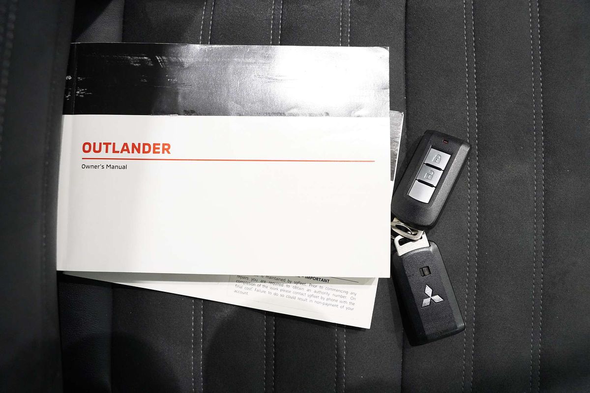 2020 Mitsubishi Outlander LS ZL