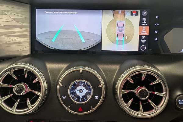 2025 GWM Tank 300 Lux P01