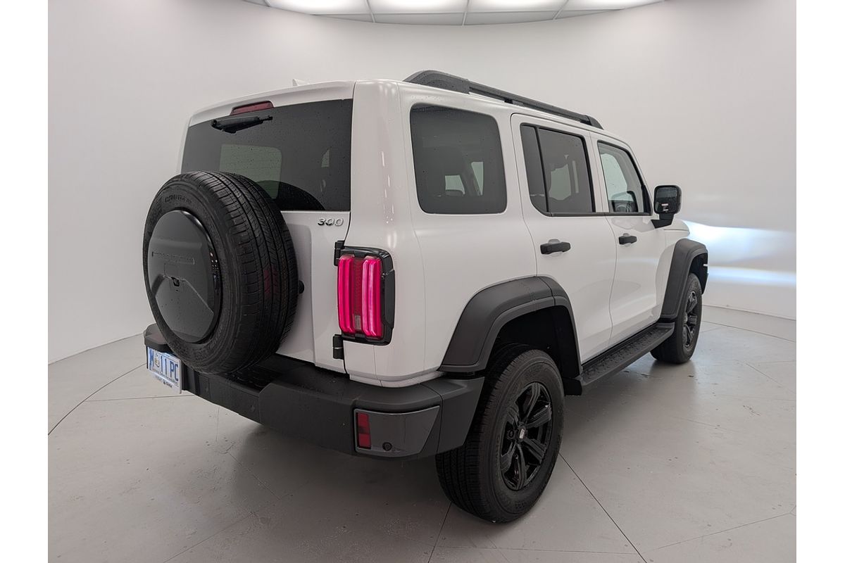 2025 GWM Tank 300 Lux P01