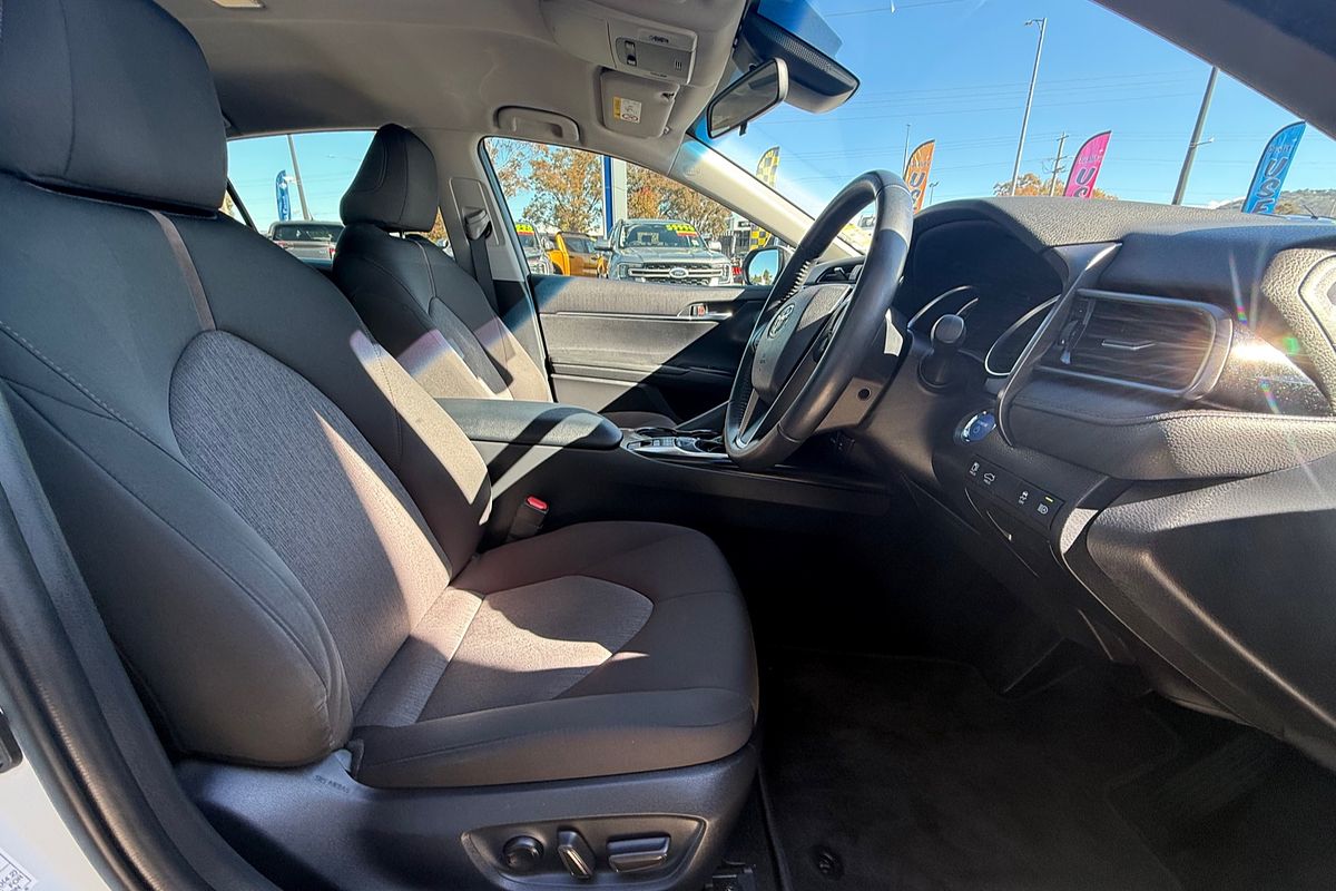 2020 Toyota Camry Ascent Sport AXVH71R