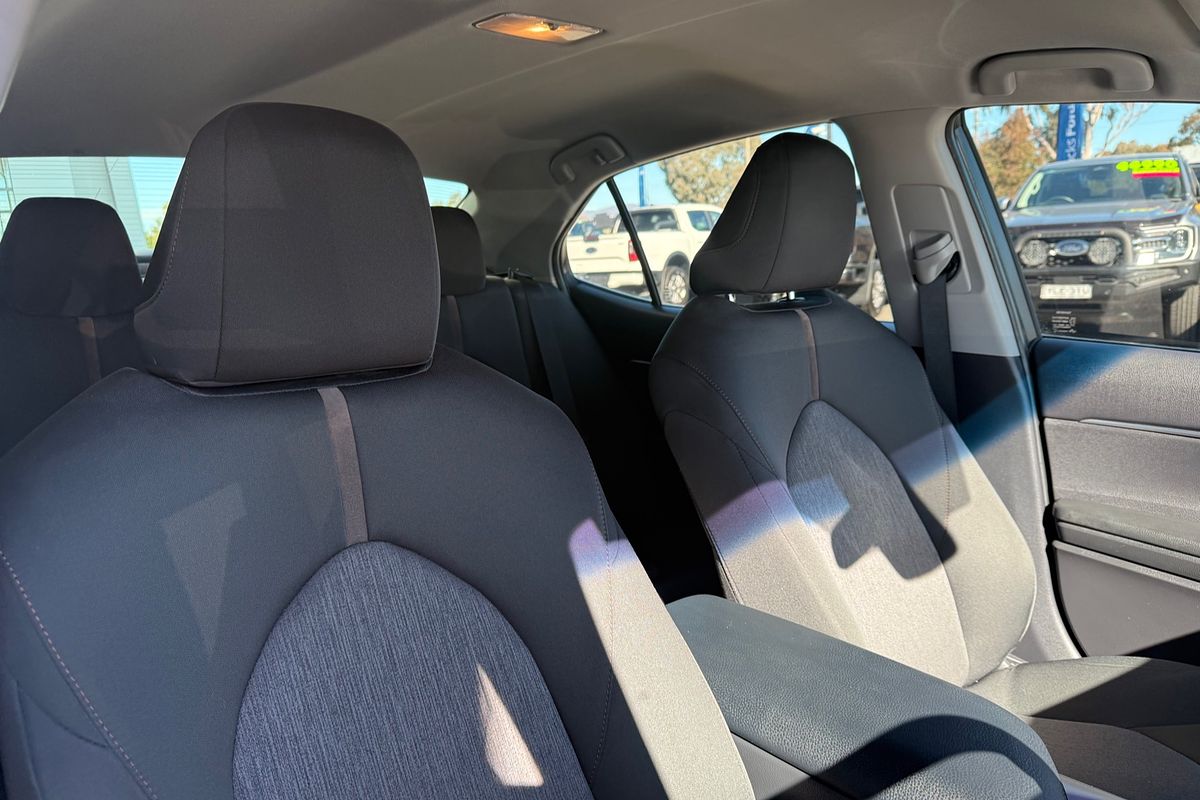 2020 Toyota Camry Ascent Sport AXVH71R