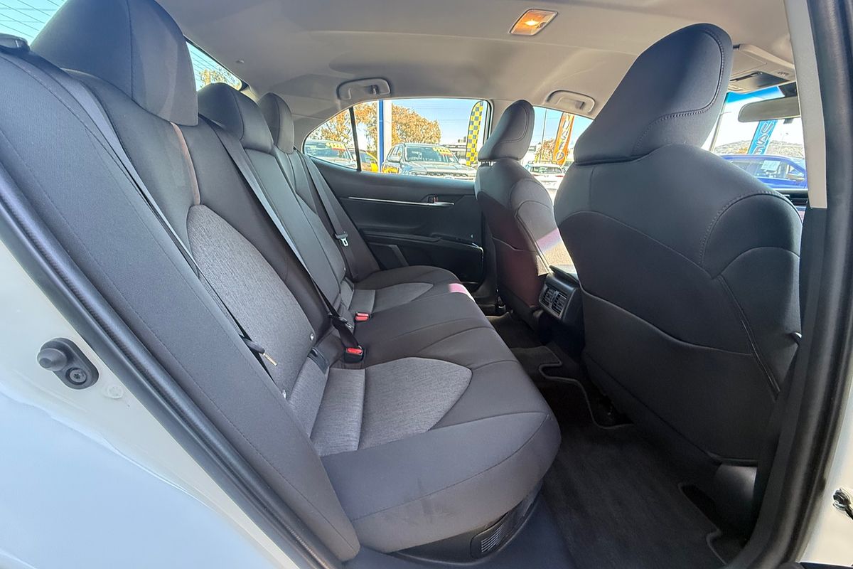 2020 Toyota Camry Ascent Sport AXVH71R