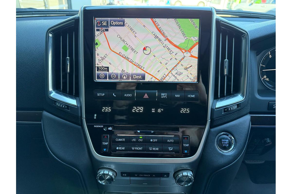 2017 Toyota Landcruiser Sahara VDJ200R
