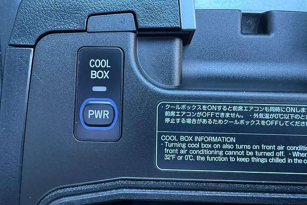 2017 Toyota Landcruiser Sahara VDJ200R