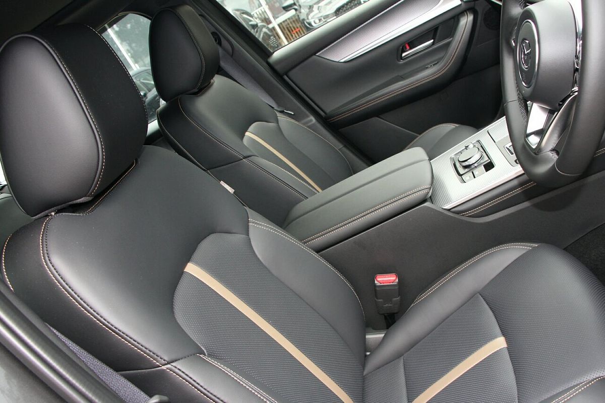 2025 Mazda CX-60 G40e Azami KH Series