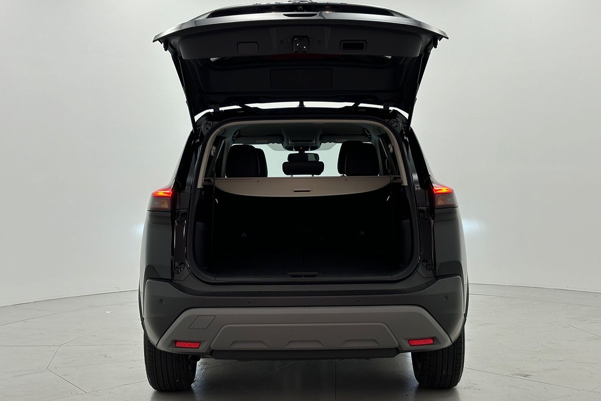 2024 Nissan X-TRAIL ST-L T33