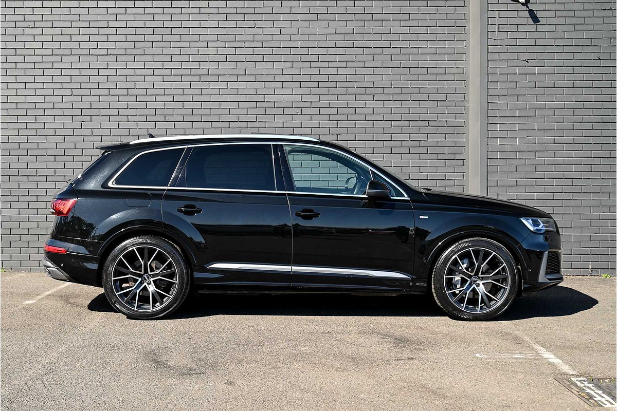 2022 Audi Q7 55 TFSI S line 4M