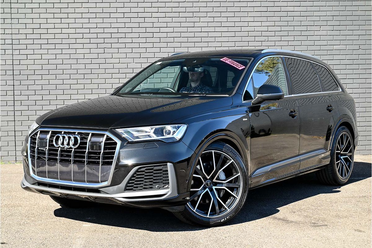 2022 Audi Q7 55 TFSI S line 4M