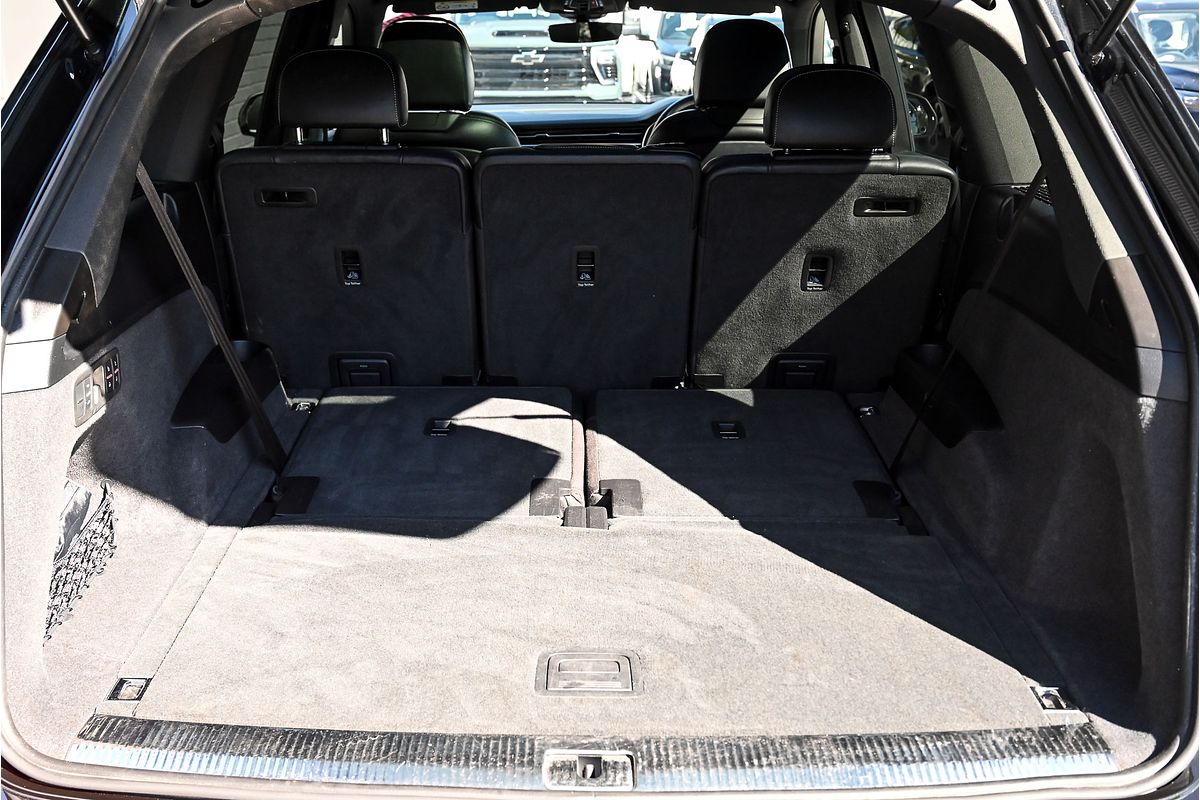 2022 Audi Q7 55 TFSI S line 4M