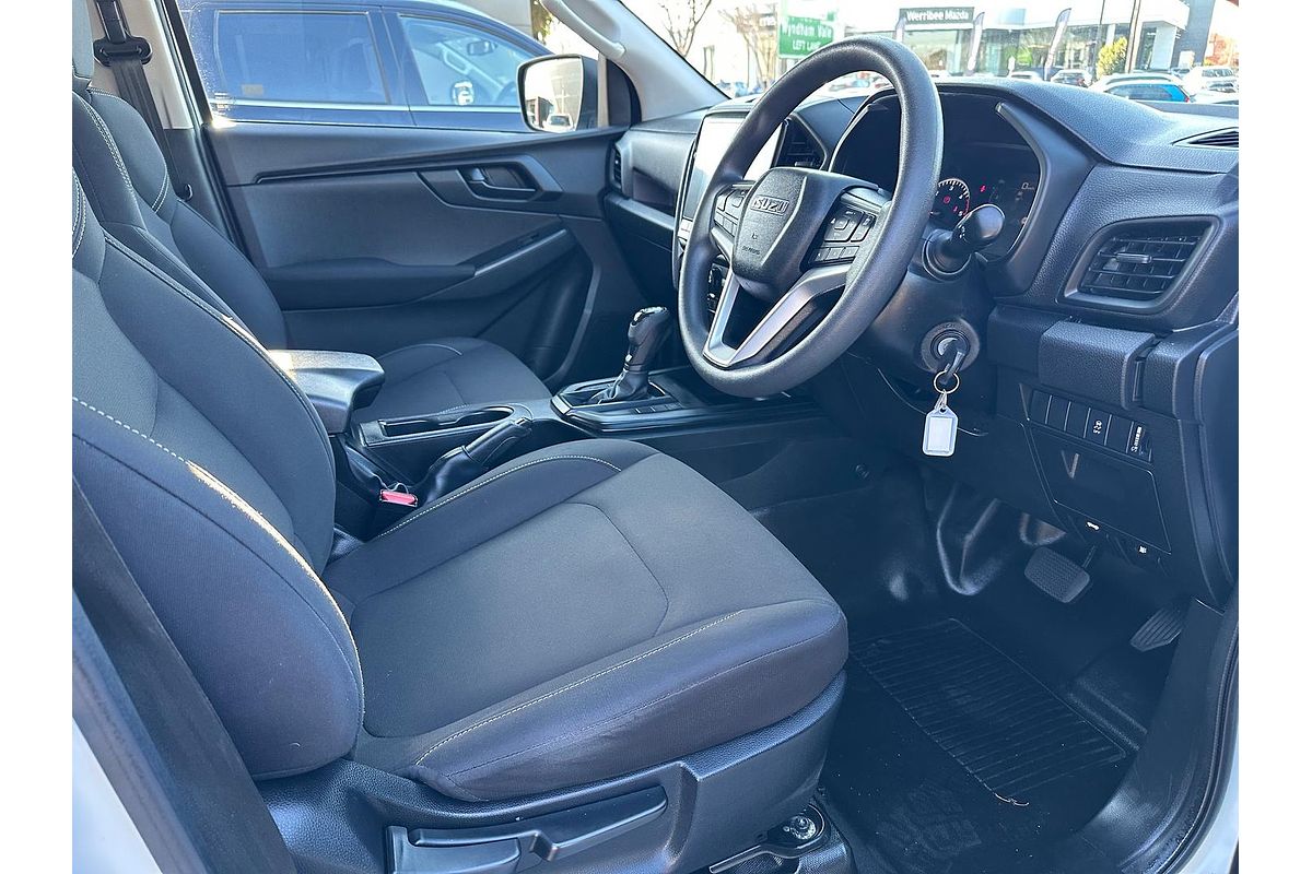 2022 Isuzu D-MAX SX High Ride Rear Wheel Drive