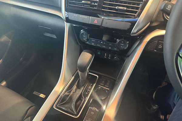 2024 Mitsubishi Eclipse Cross Exceed YB