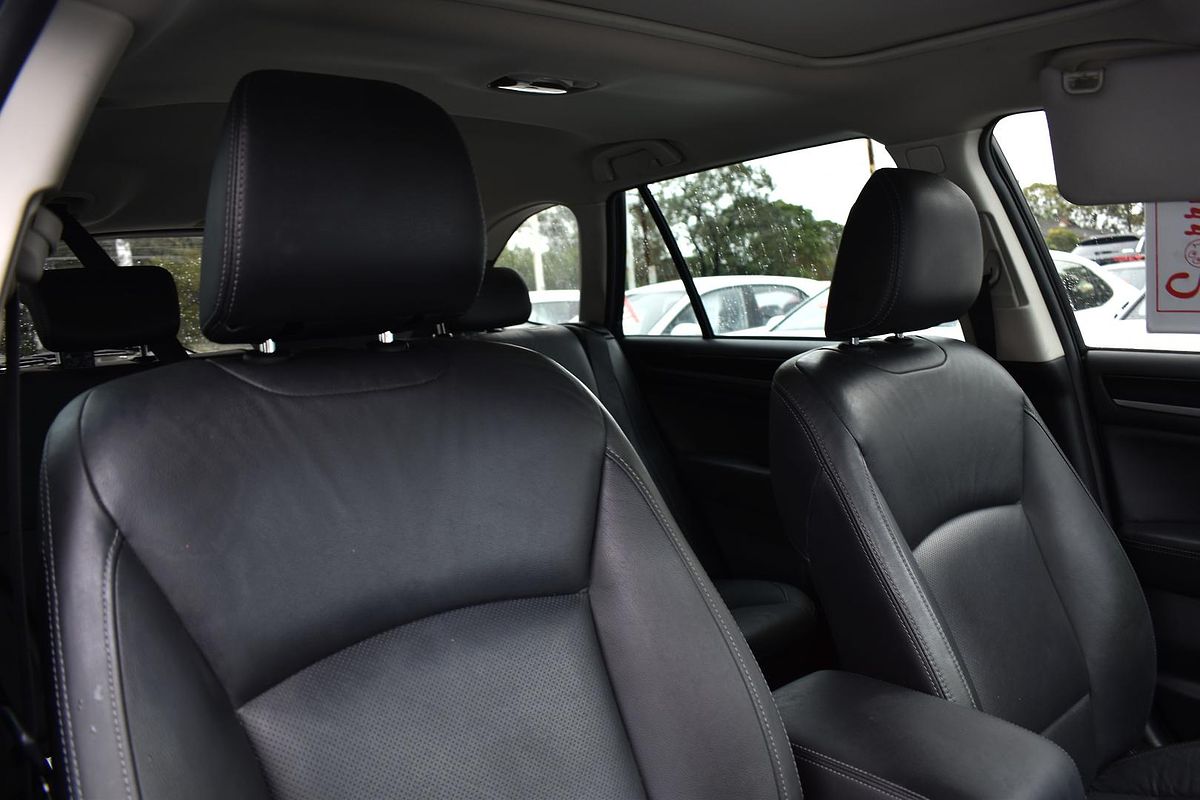 2017 Subaru Outback 2.5i Premium 5GEN