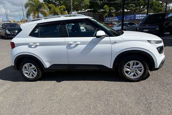 2023 Hyundai Venue  QX.V5