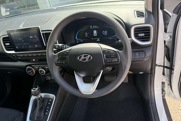 2023 Hyundai Venue  QX.V5