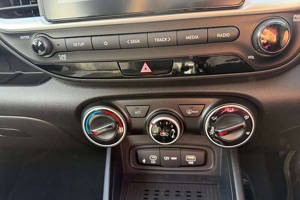 2023 Hyundai Venue  QX.V5