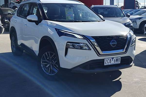 2025 Nissan X-TRAIL ST T33