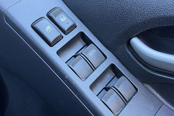 2015 Isuzu D-MAX LS-U High Ride Rear Wheel Drive