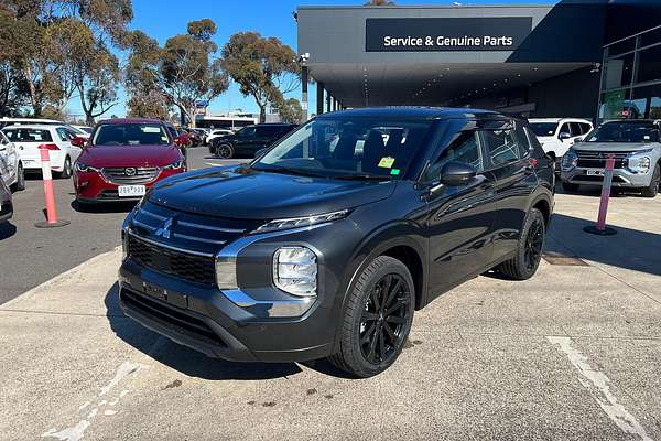 2025 Mitsubishi Outlander ES ZM