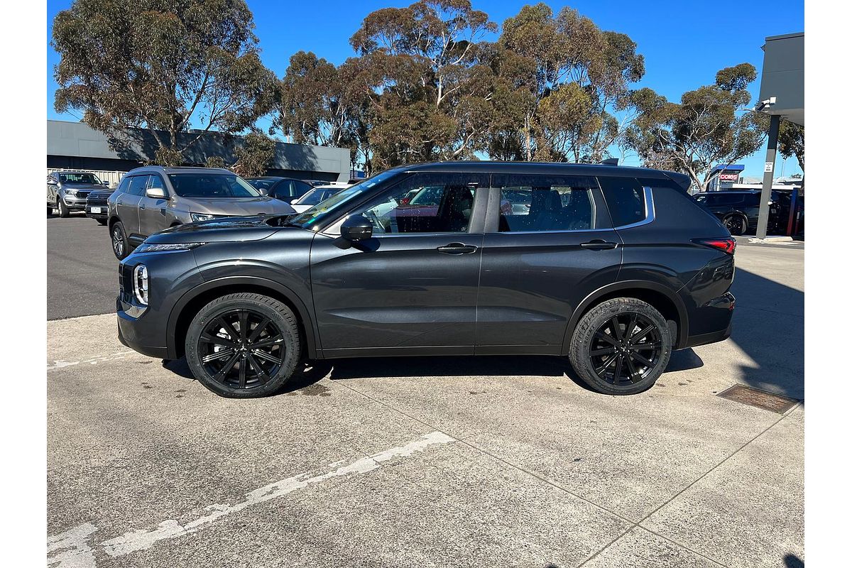 2025 Mitsubishi Outlander ES ZM