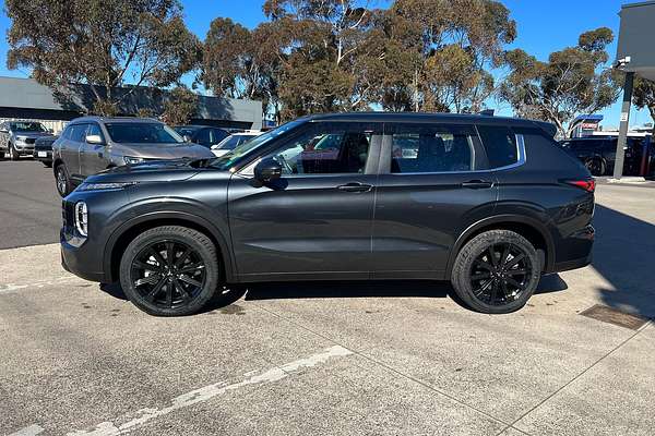 2025 Mitsubishi Outlander ES ZM