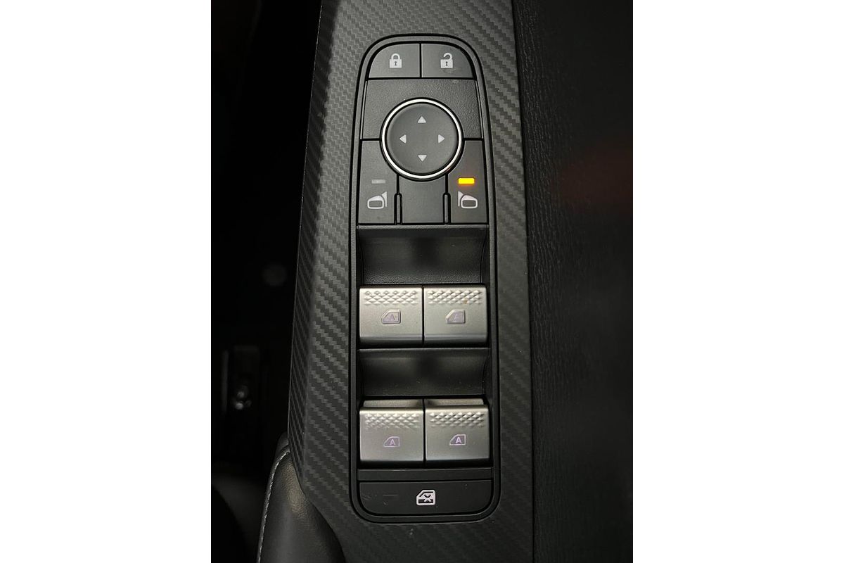 2025 Mitsubishi Outlander ES ZM