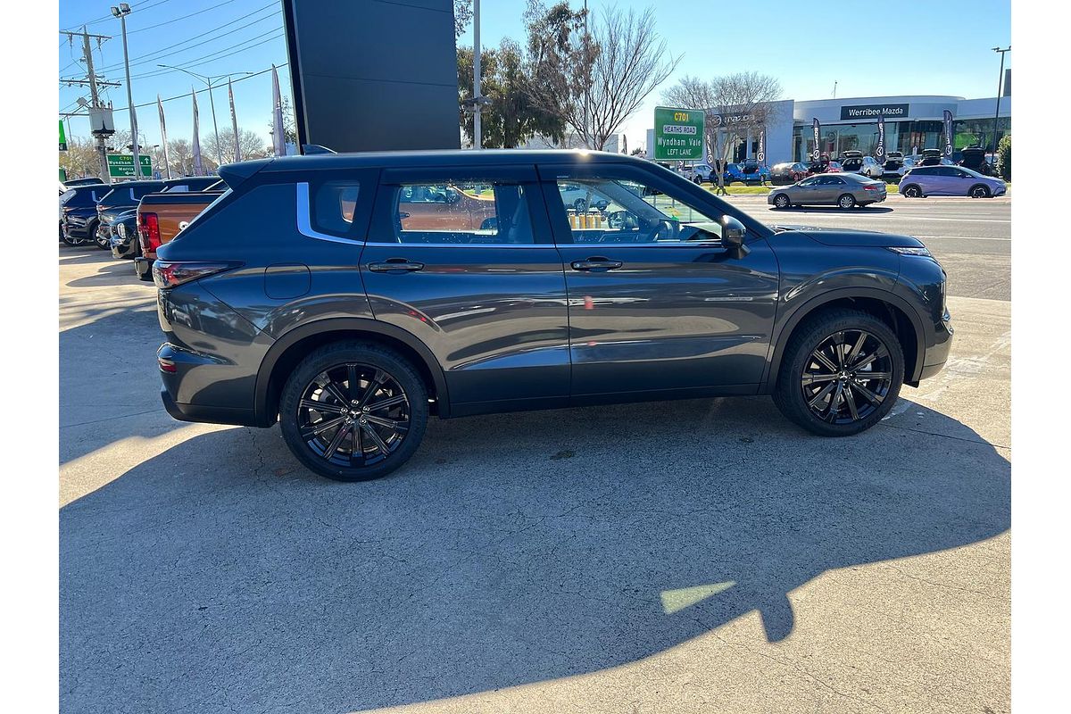 2025 Mitsubishi Outlander ES ZM