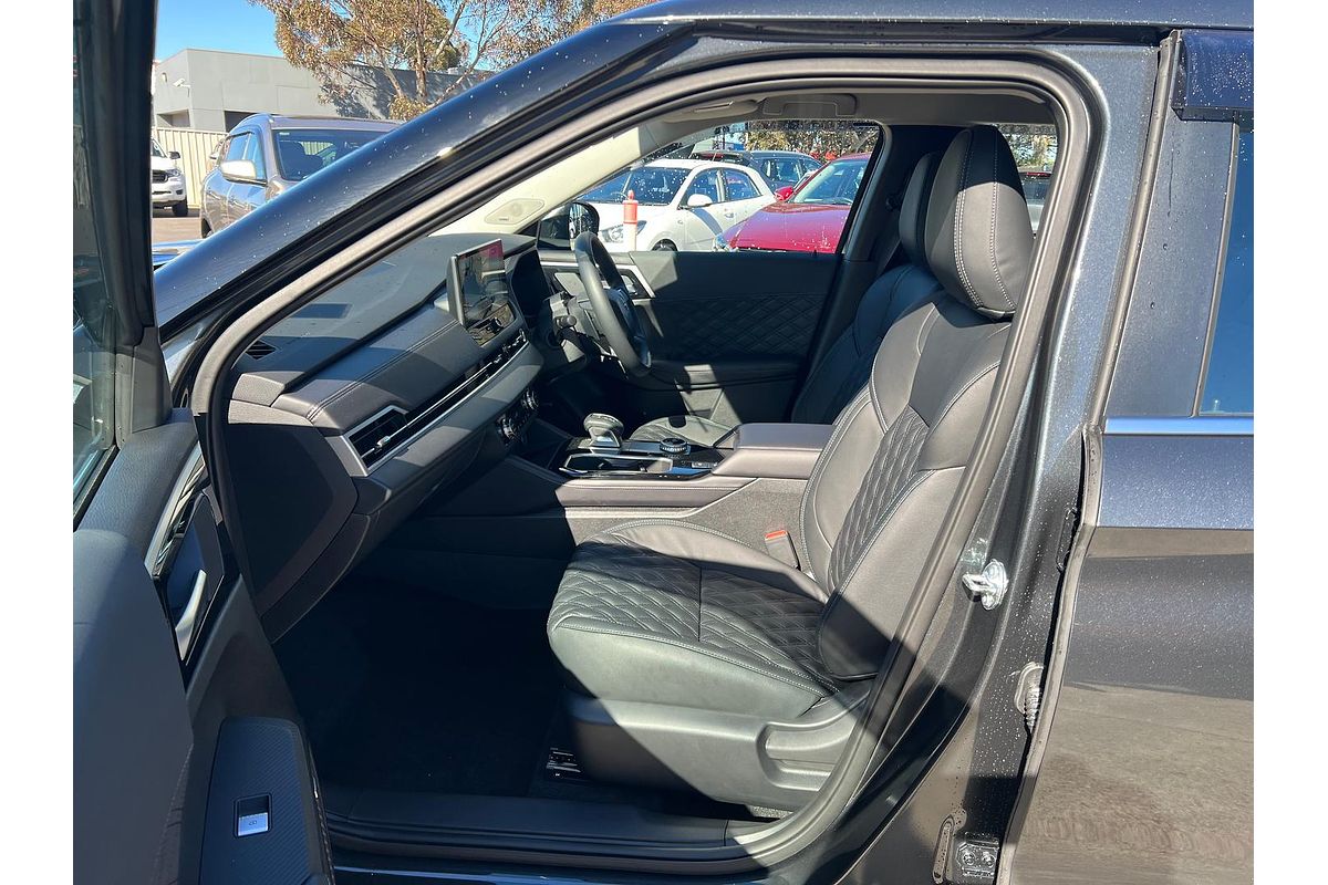 2025 Mitsubishi Outlander ES ZM