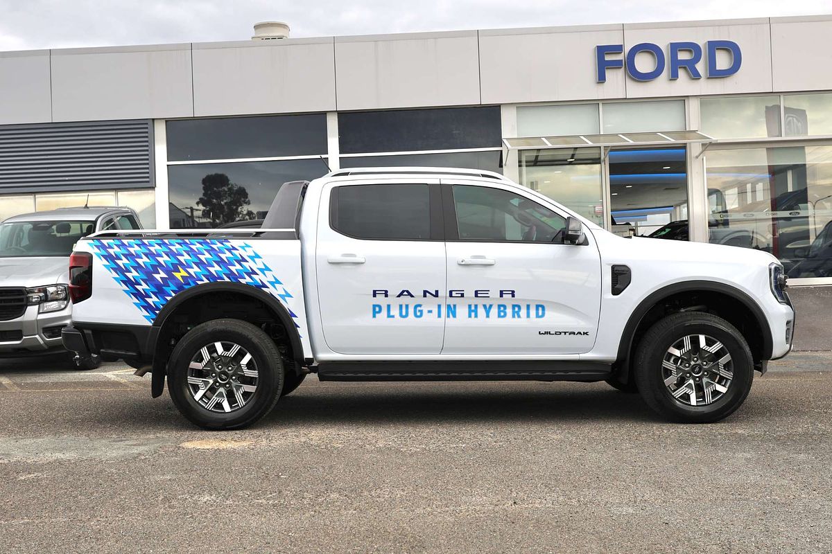 2025 Ford Ranger PHEV Wildtrak  4X4 2.3L