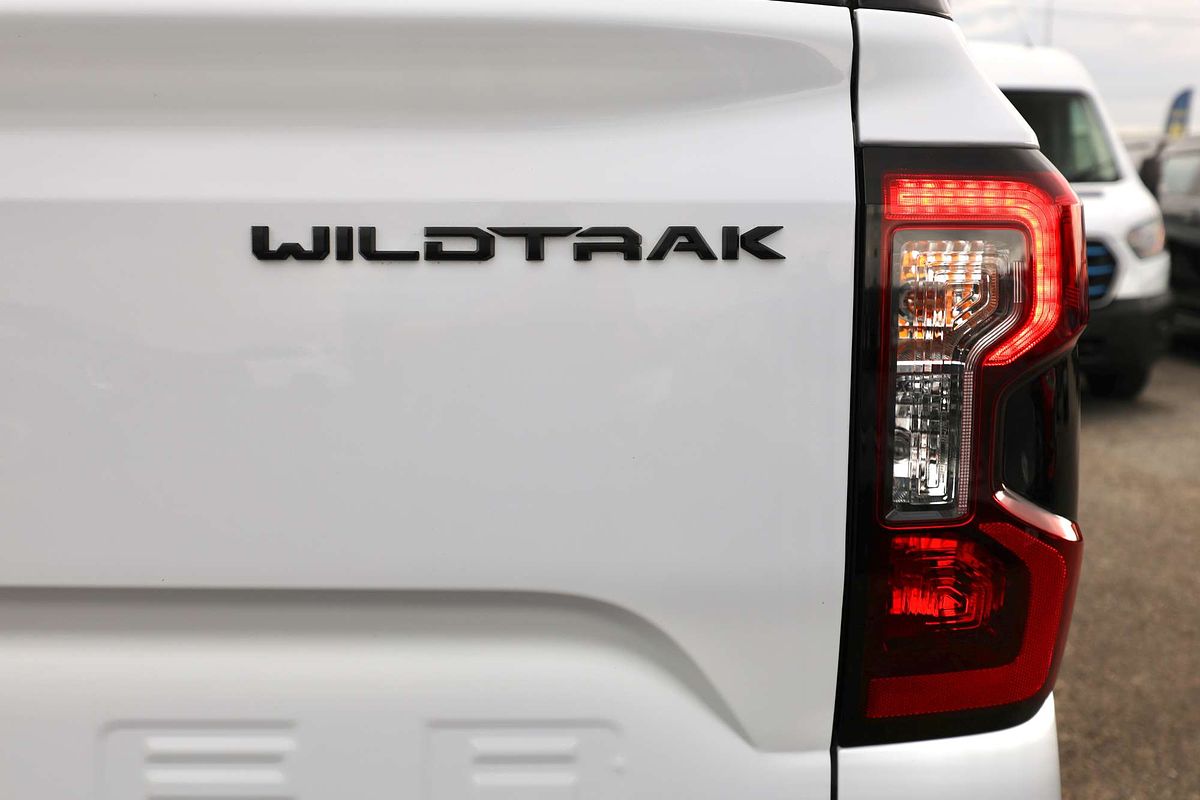 2025 Ford Ranger PHEV Wildtrak  4X4 2.3L