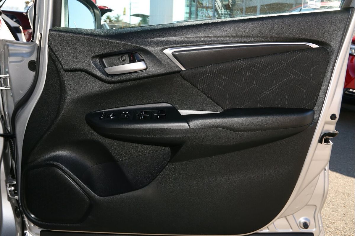 2015 Honda Jazz VTi-S GF