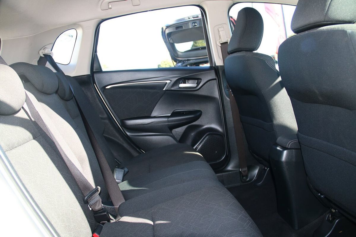 2015 Honda Jazz VTi-S GF