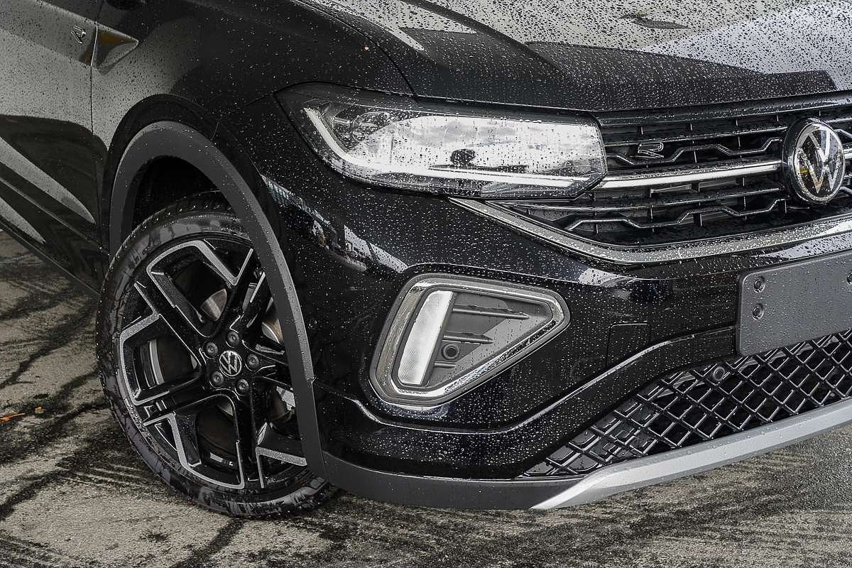 2025 Volkswagen T-Cross 85TSI R-Line D31