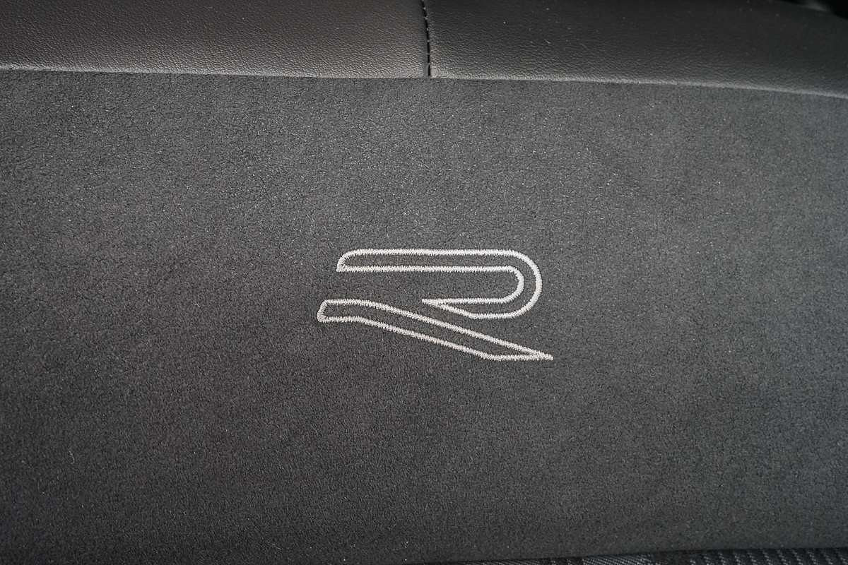 2025 Volkswagen T-Cross 85TSI R-Line D31