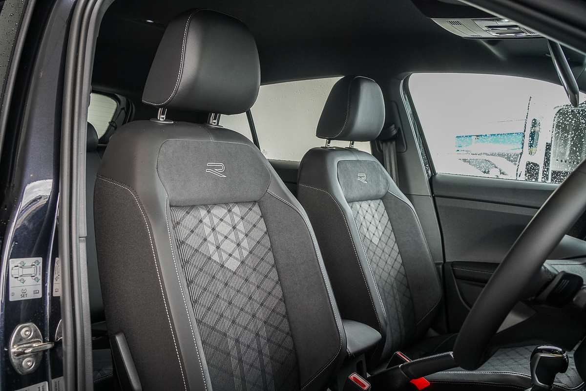 2025 Volkswagen T-Cross 85TSI R-Line D31